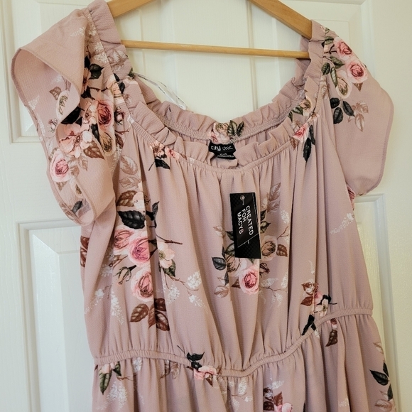 City Chic Plus Size Rose Play Floral Pink Dress XS 14 - Picture 9 of 13